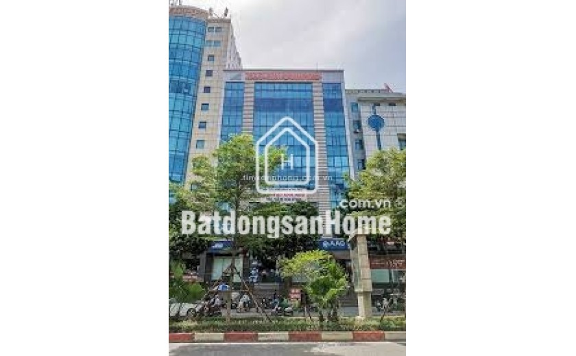 Bán nhà mặt phố Duy Tân, 165m2, 9 tầng 10m mặt tiền, giá 103tỷ mặt vườn hoa siêu VIP